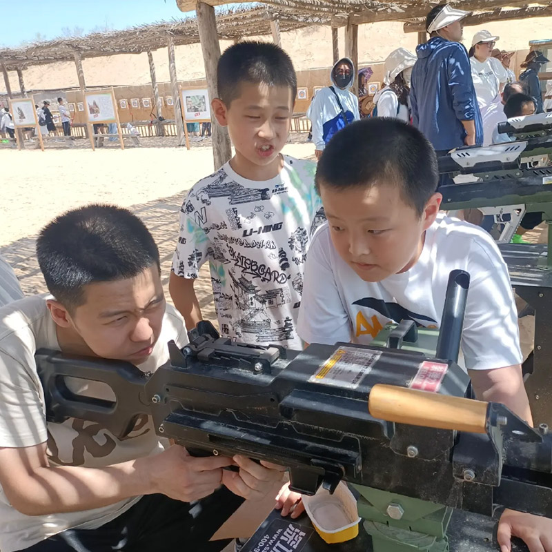 漳平户外枪林弹雨儿童游乐射击体验场案例_深圳市军博游艺设备有限公司