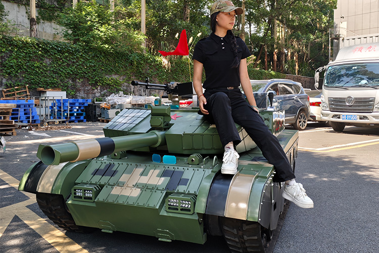 坦克乐园游乐设备